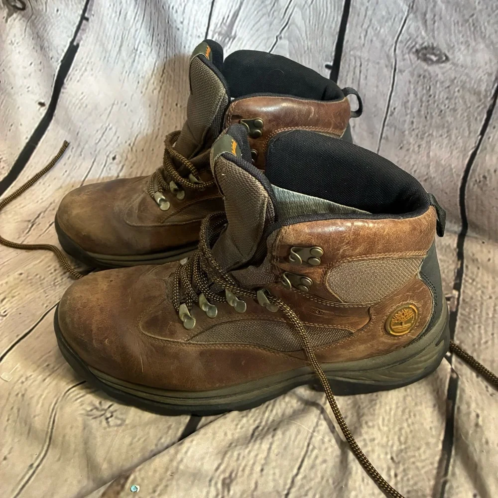 TIMBERLAND Chocorua 15130 Waterproof Hiking Boots Mens Size 9.5W A1959 Shoes GUC